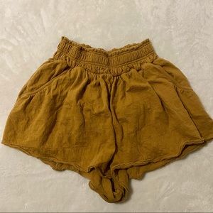 Anthropologie Daily Practice Flowy Textured Shorts with Pockets and Stetch Waist